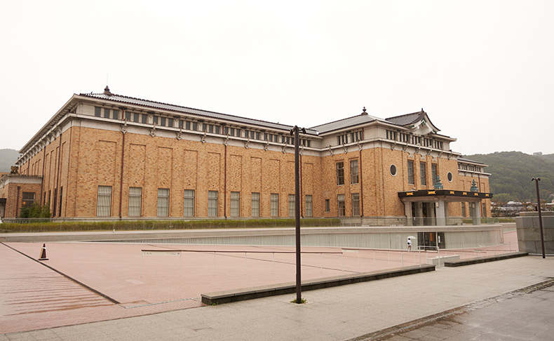 25周年記念エキシビション「PROGRESSIVE」の会場に選ばれたのは、2019年に大規模改修を終え、翌年春にリニューアルオープンした京都市京セラ美術館。
