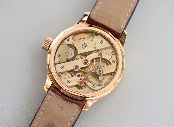 18世紀のル・ロックルをベースとしたユール・ヤーゲンセンの古い懐中時計のスタイルをベースに作られた「プリムヴェール」のムーブメント