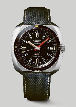 1968年に製作した「ロンジン ウルトラ-クロン ダイバー」は、10振動秒の高振動ムーブメントを高い防水性能を持つ強靭なケースに搭載したスポーツ・ウォッチの金字塔。