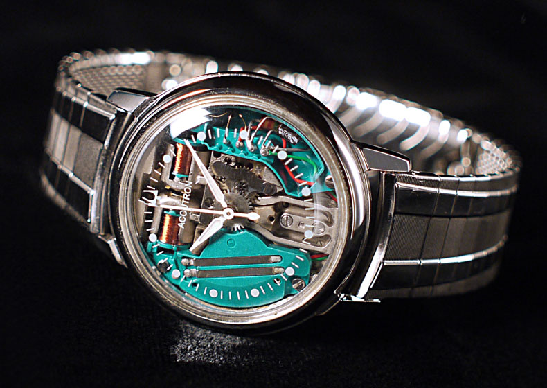 今から15年以上前に入手した私の「ブローバ／アキュトロン スペースビュー」