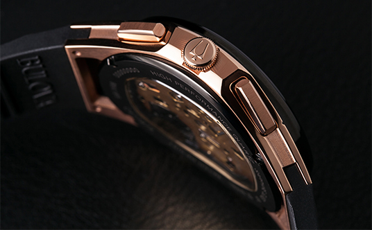 17年 ブローバ新作 カーブ 02 ブランド腕時計の正規販売店紹介サイトgressive グレッシブ