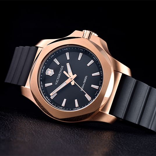 2018年 ビクトリノックス新作 イノックス V | ブランド腕時計の正規