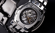 カール F. ブヘラ(CARL F. BUCHERER)