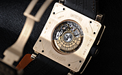 ロジェ・デュブイ (ROGER DUBUIS)