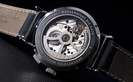 NOMOS(ノモス)