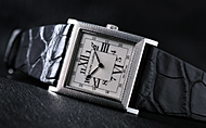 RALPH LAUREN WATCH(t [ EHb`) X NVbN XNGA M[VFiSlim Classique Square Guilloche)