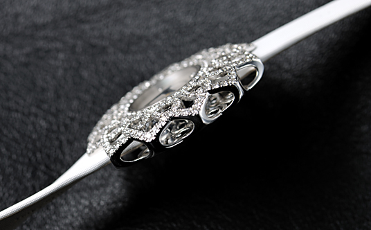 BACKES & STRAUSS(バックス&ストラウス)