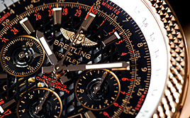 Breitling ブライトリング ベントレー B06 Gressive