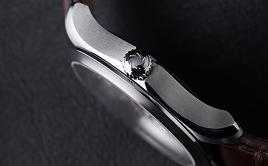 CARL F. BUCHERER(カール F. ブヘラ)