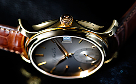 H.Moser & Cie.(H.[U[)