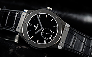 HUBLOT(Eu) NVbNEt[W NVR Eg-V `^jE ubNVCj[iCLASSIC FUSION Classico Ultra-Thin Titanium Black Shinyj