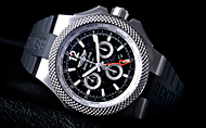 BREITLING(uCgO) xg[ GMT Cg{fB B04iBENTLEY GMT LIGHT BODY B04j