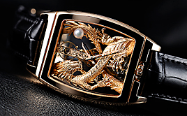 CORUM(コルム)