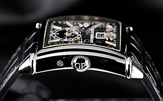 GIRARD-PERREGAUX(W[EyS)